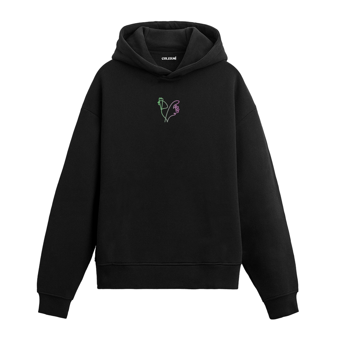 Siyah hoodie üzerinde minimal horoz baskısı