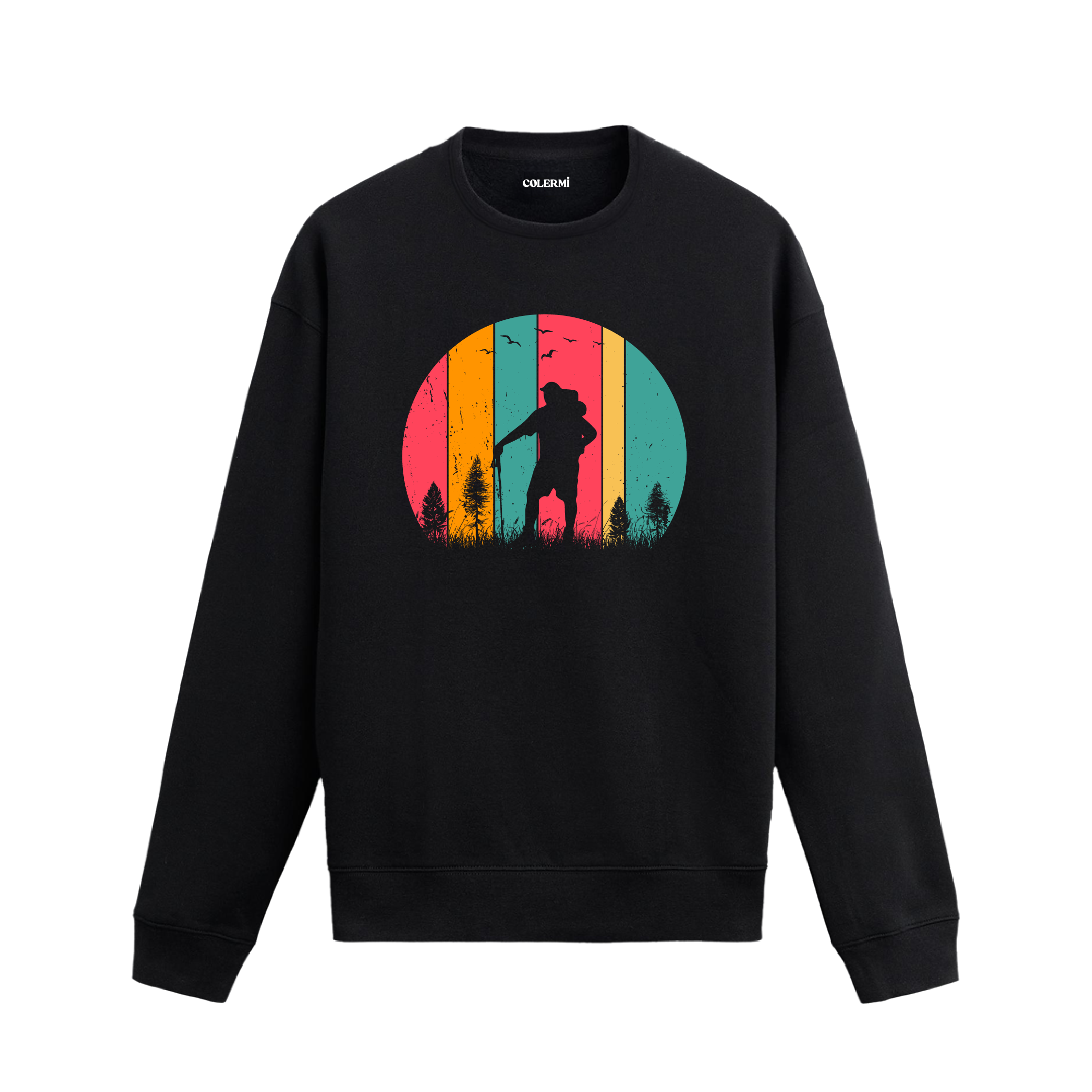 Retro renklerle doğa yürüyüşü yapan figür tasarımlı siyah sweatshirt.