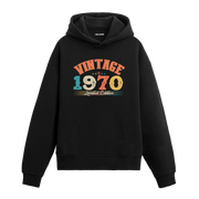 Siyah kapüşonlu sweatshirt üzerinde “Vintage 1970 Limited Edition” baskılı retro tasarım hoodie.