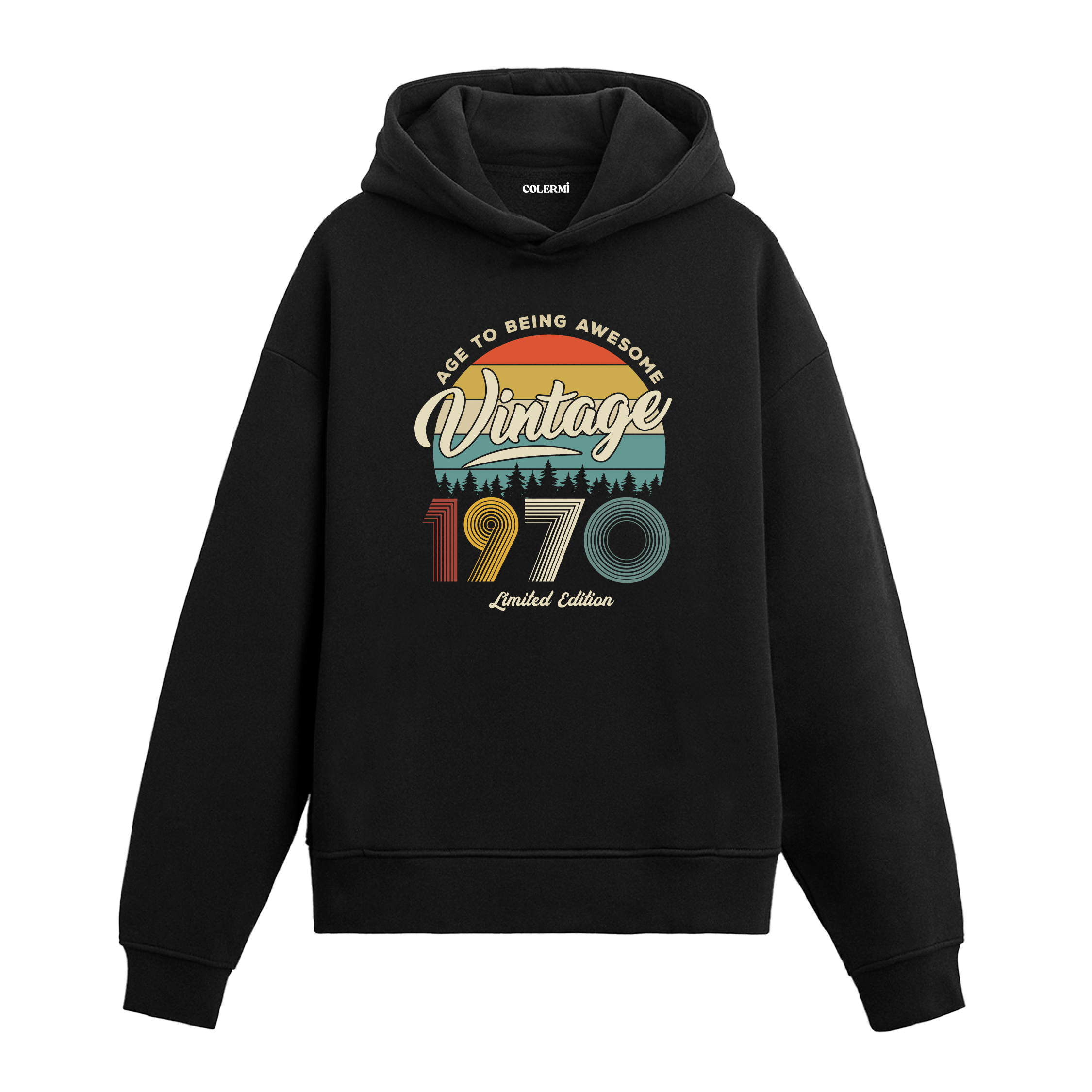 1970 Vintage Hoodie, yıl baskılı retro tasarımı ve pamuklu kumaşıyla nostaljiyi modern stile taşıyor.