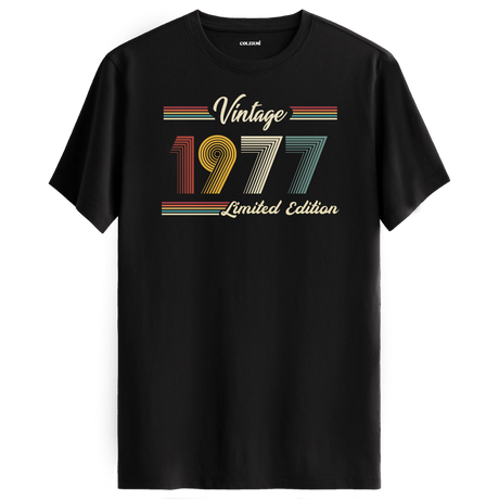 1977 yazılı klasik vintage retro tasarımlı siyah tişört