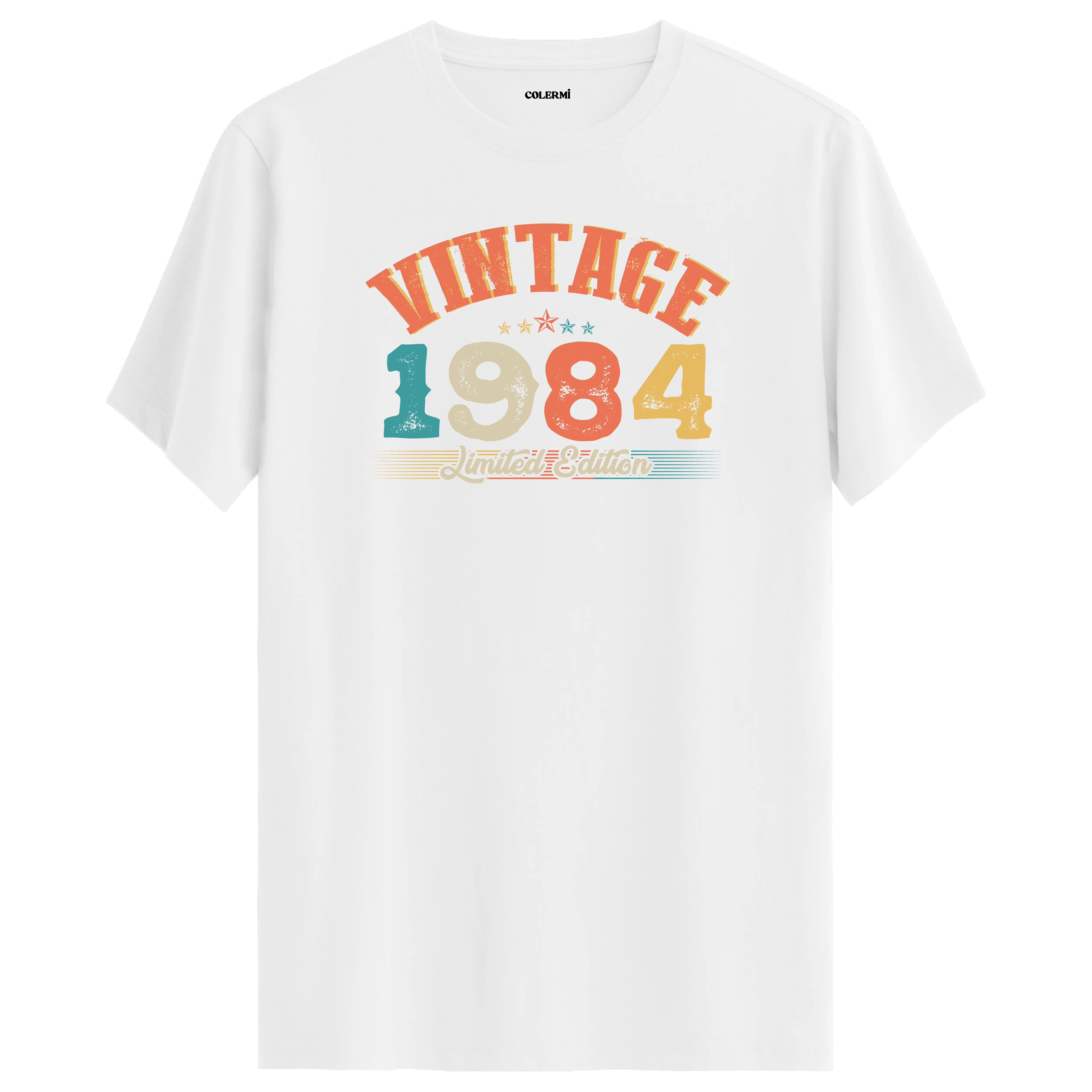 1984 Vintage Echo beyaz tişört, sade tasarımı ve premium pamuk kumaşıyla günlük şık bir seçim olur.