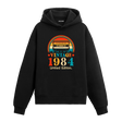 1984 Vintage Hoodie, retro kaset çalar tasarımı ve pamuklu kumaşıyla nostaljik bir görünüm ve konfor sunuyor.