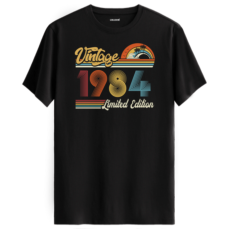 1984 Vintage siyah tişört, retro baskısıyla nostaljik bir doğum günü hediyesi seçeneği sunar.