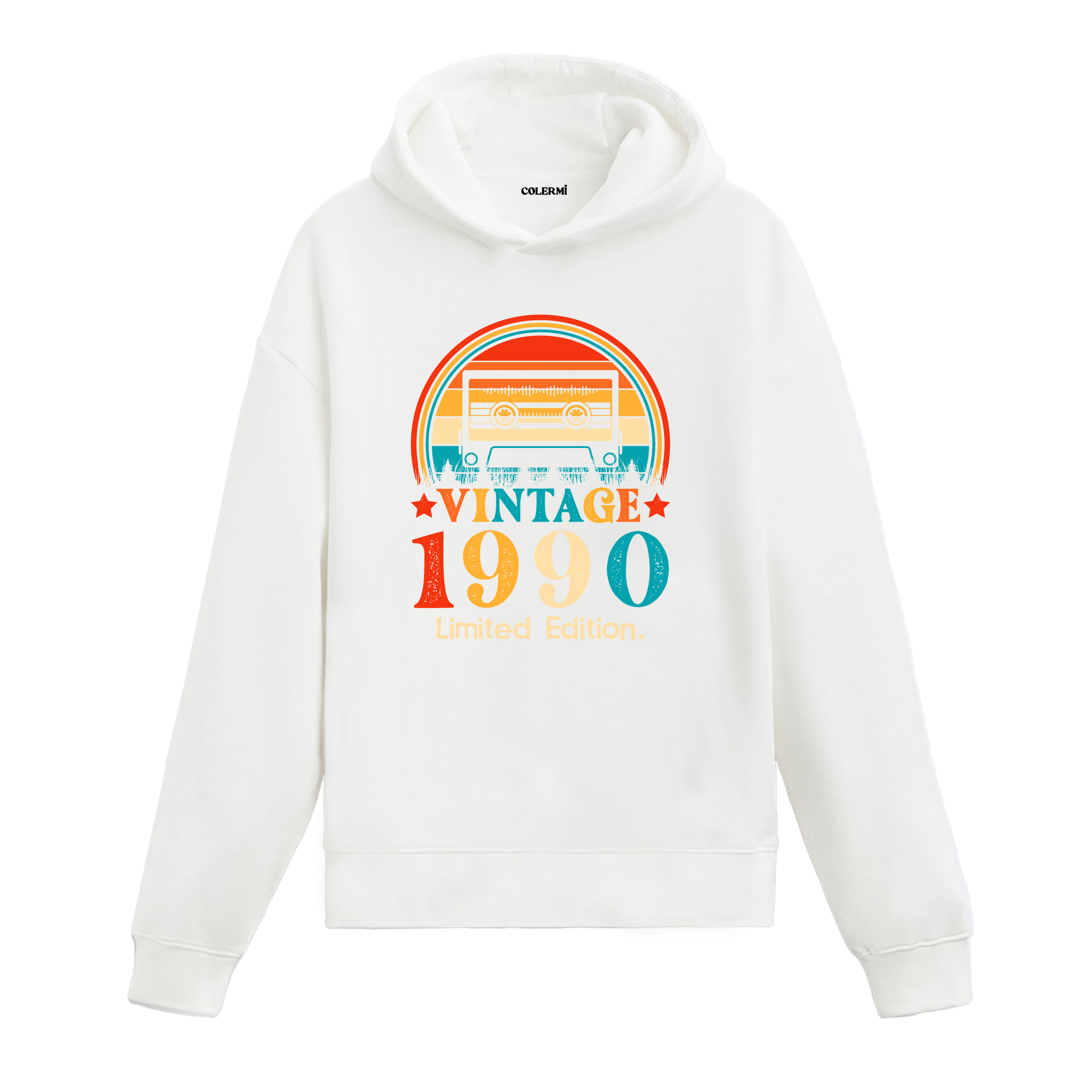 1990 Vintage Hoodie, retro kaset çalar baskısı ve pamuklu kumaşıyla nostaljik ve şık bir görünüm sunuyor.