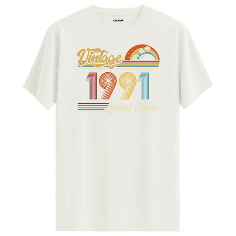 1991 Vintage ekru tişört, retro detaylarıyla zamansız bir doğum günü hediyesi alternatifi sunar.
