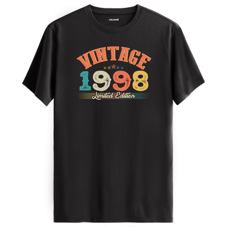 1998 Vintage Echo antrasit tişört, özgün baskısı ve premium pamuk kumaşıyla konforlu bir doğum günü hediyesi alternatifi sunar.