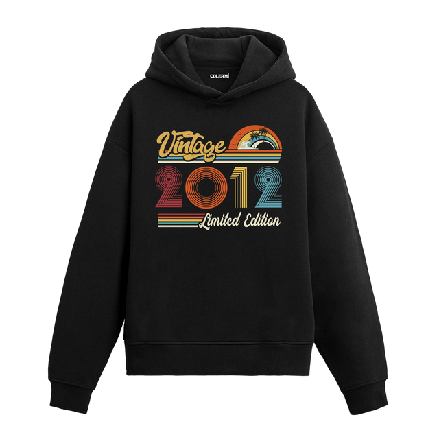 2012 doğum tarihli retro baskılı siyah vintage hoodie