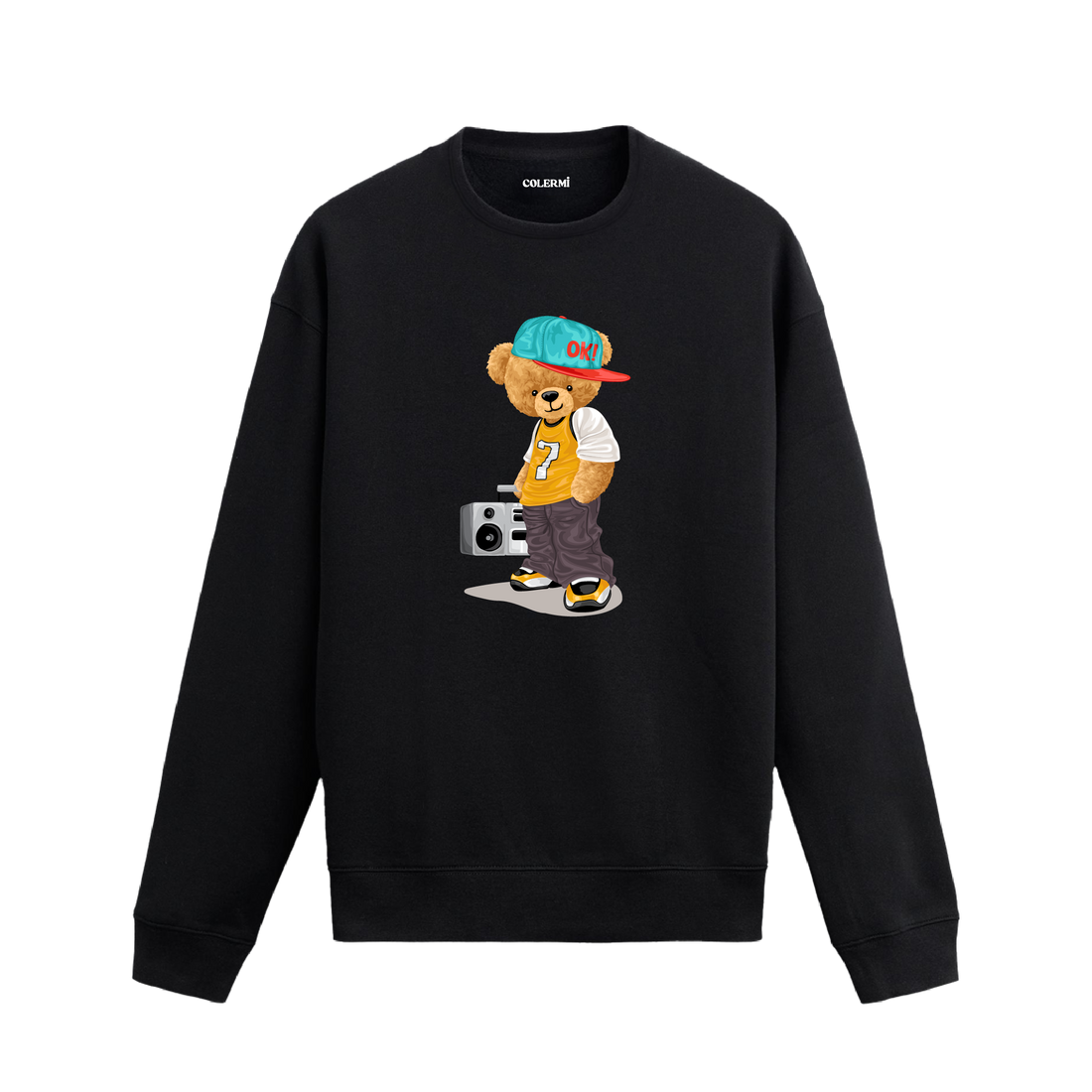 Hip hop tarzı ve boombox detayıyla ayıcık baskılı sweatshirt, enerjik görünüm ve pamuklu kumaş konforu bir arada sunuyor.