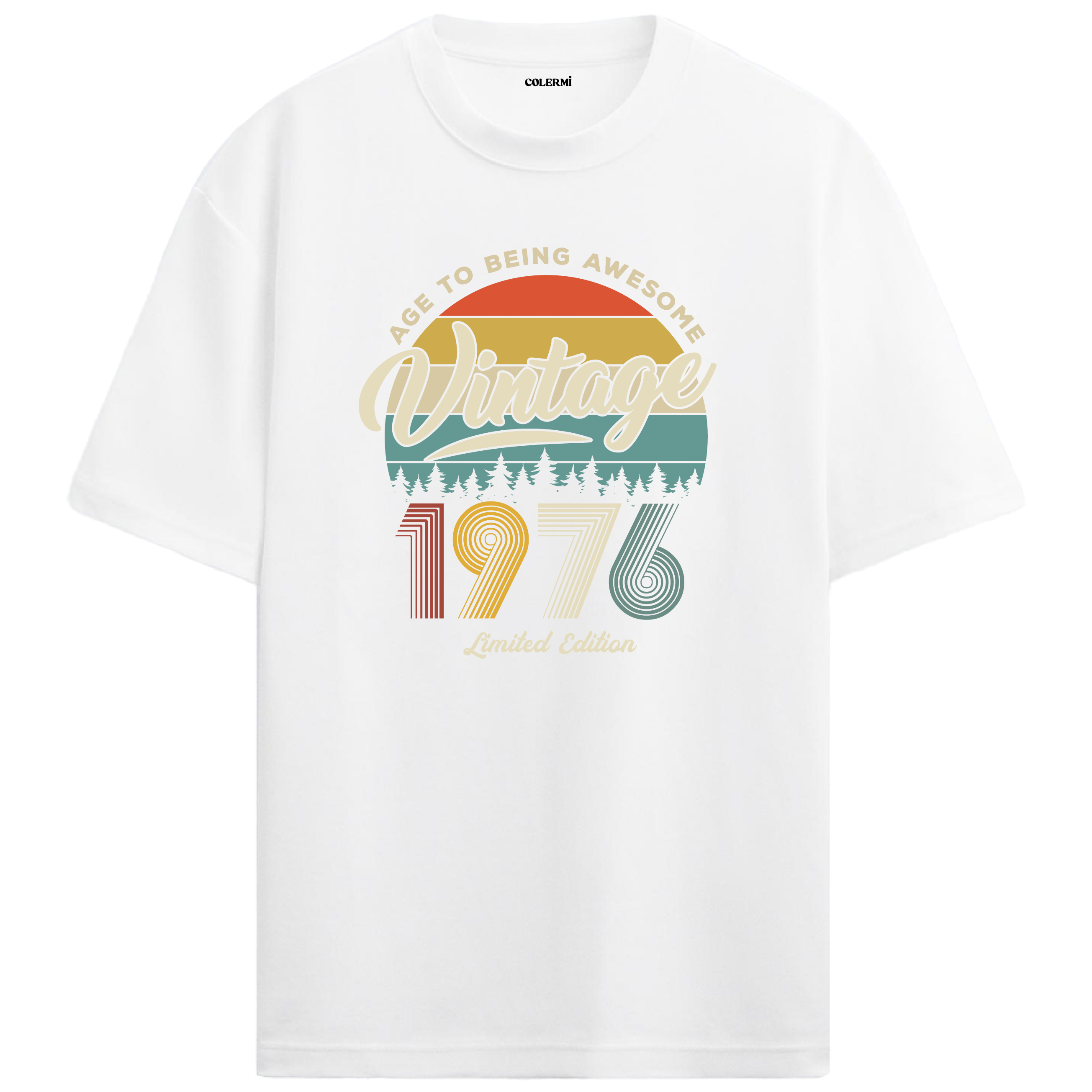 1976 Nostalgia Oversized T-Shirt - Retro Sunset & Nature Design