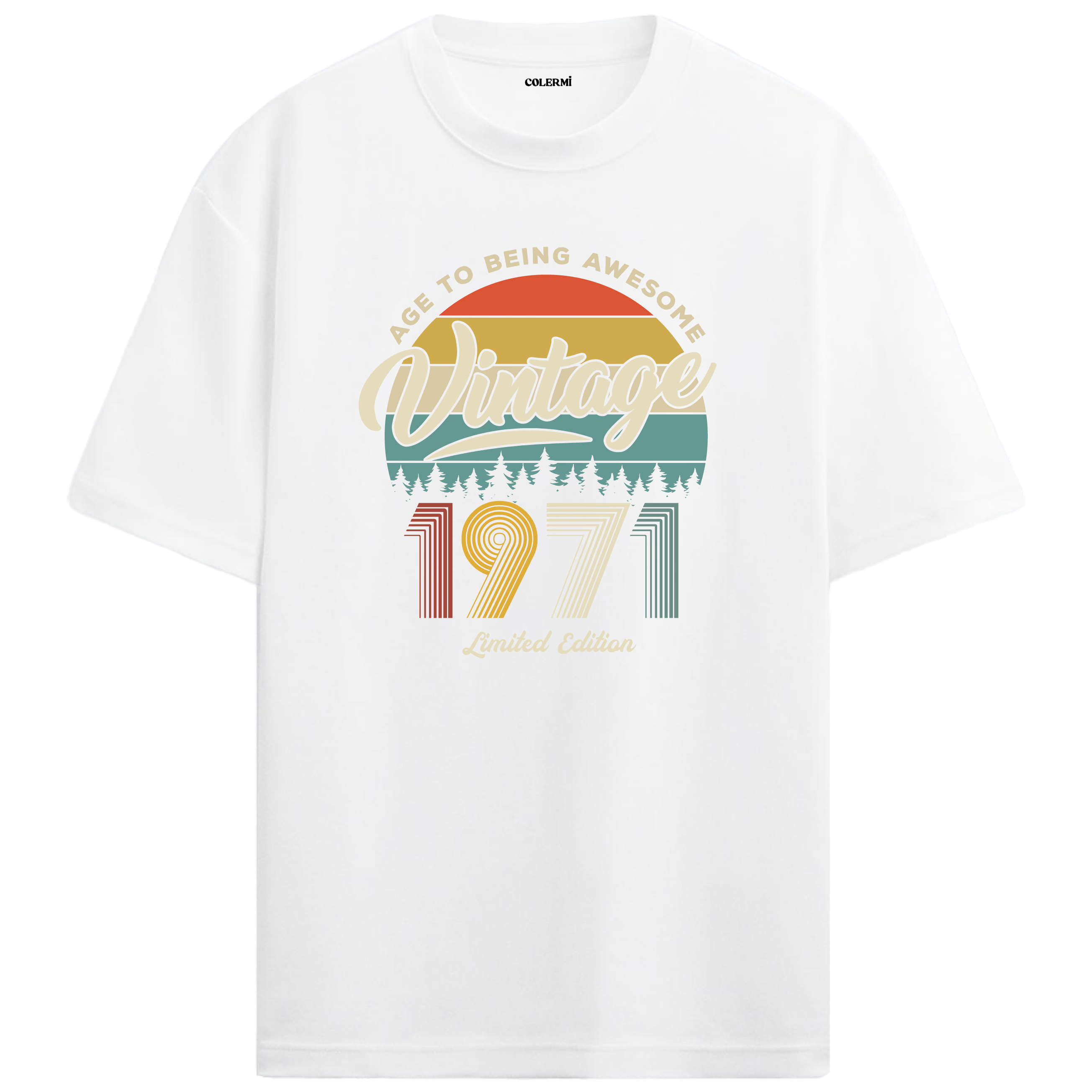 1971 Nostalgia Oversized T-Shirt - Retro Sunset & Pine Forest Silhouettes