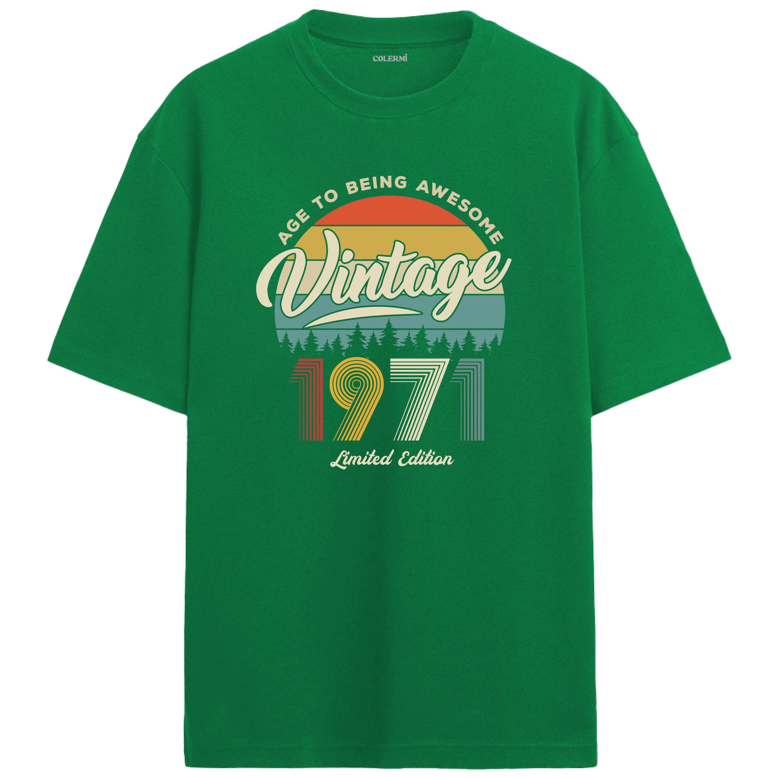 1971 Nostalgia Oversized T-Shirt - Retro Sunset & Pine Forest Silhouettes