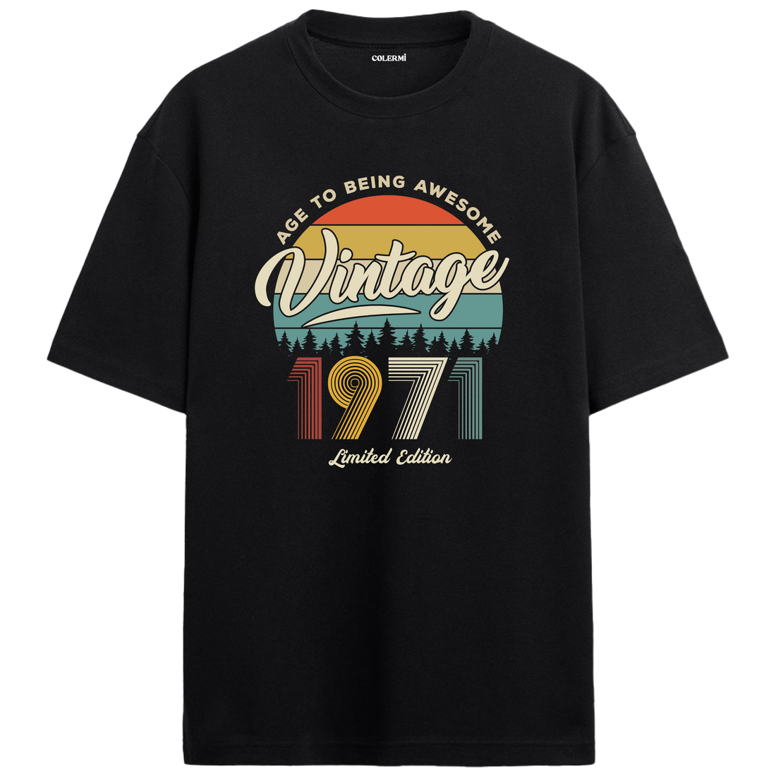 1971 Nostalgia Oversized T-Shirt - Retro Sunset & Pine Forest Silhouettes
