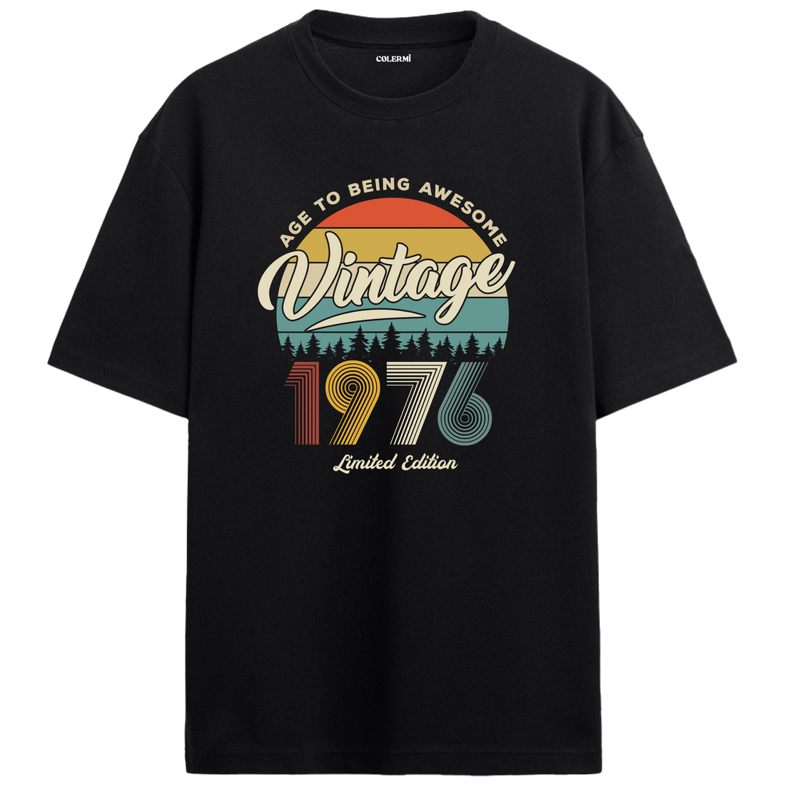 1976 Nostalgia Oversized T-Shirt - Retro Sunset & Nature Design