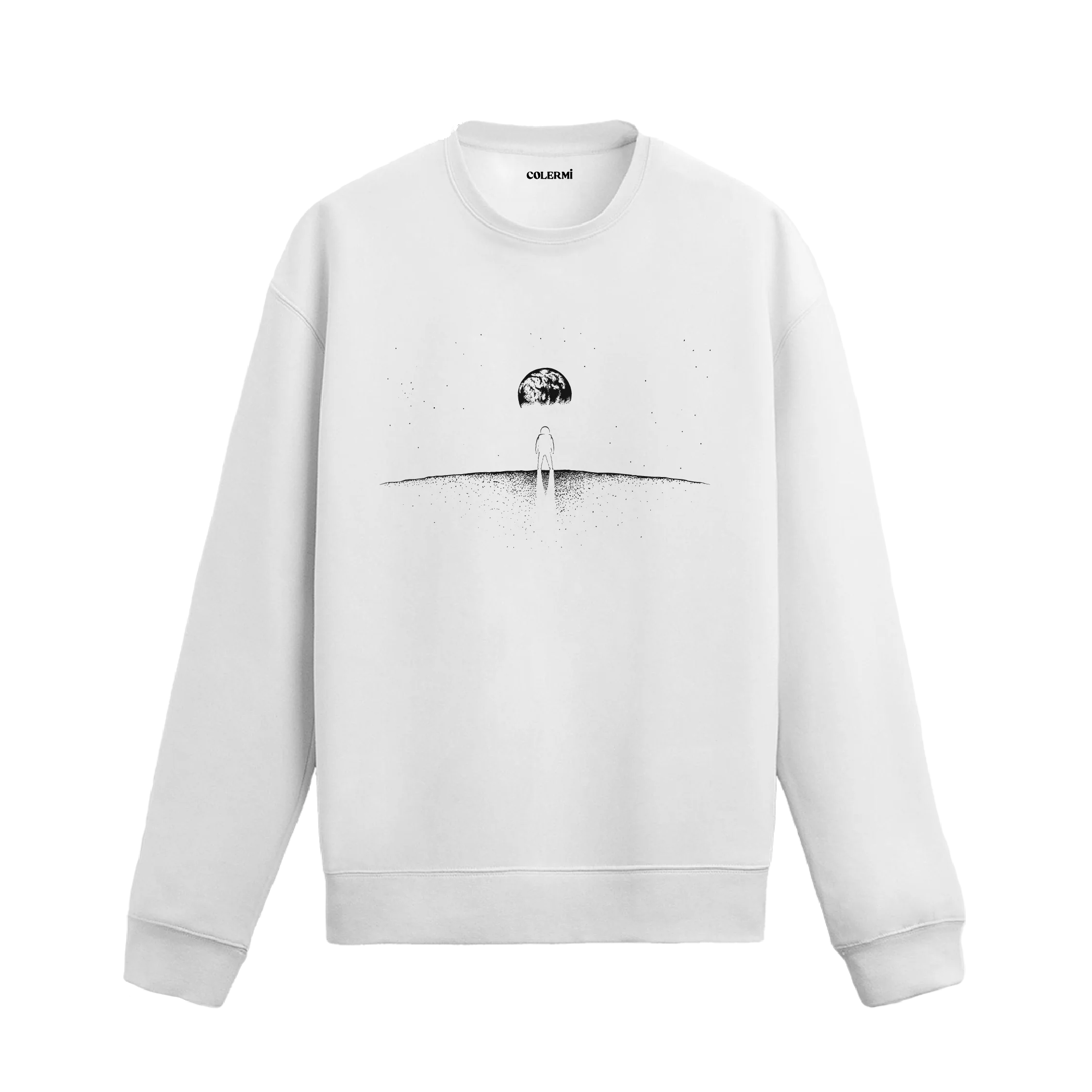 Ay yüzeyinde yalnız bir astronotun Dünya’yı izlediği uzay temalı beyaz sweatshirt tasarımı.
