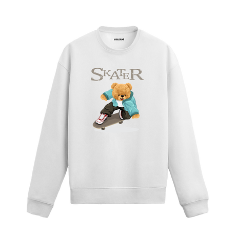 Skater ayıcık baskılı sweatshirt, kaykay temalı tasarımı ve pamuklu dokusuyla günlük stilinize enerjik bir hava katıyor.