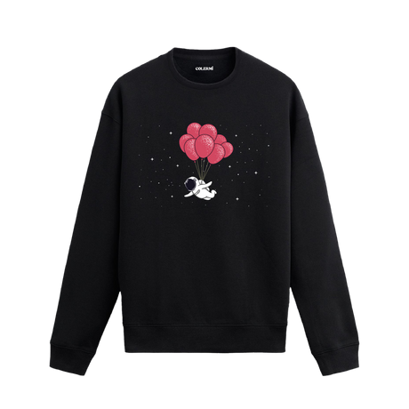Uzayda balonlarla uçan astronot figürlü Colermi sweatshirt tasarımı