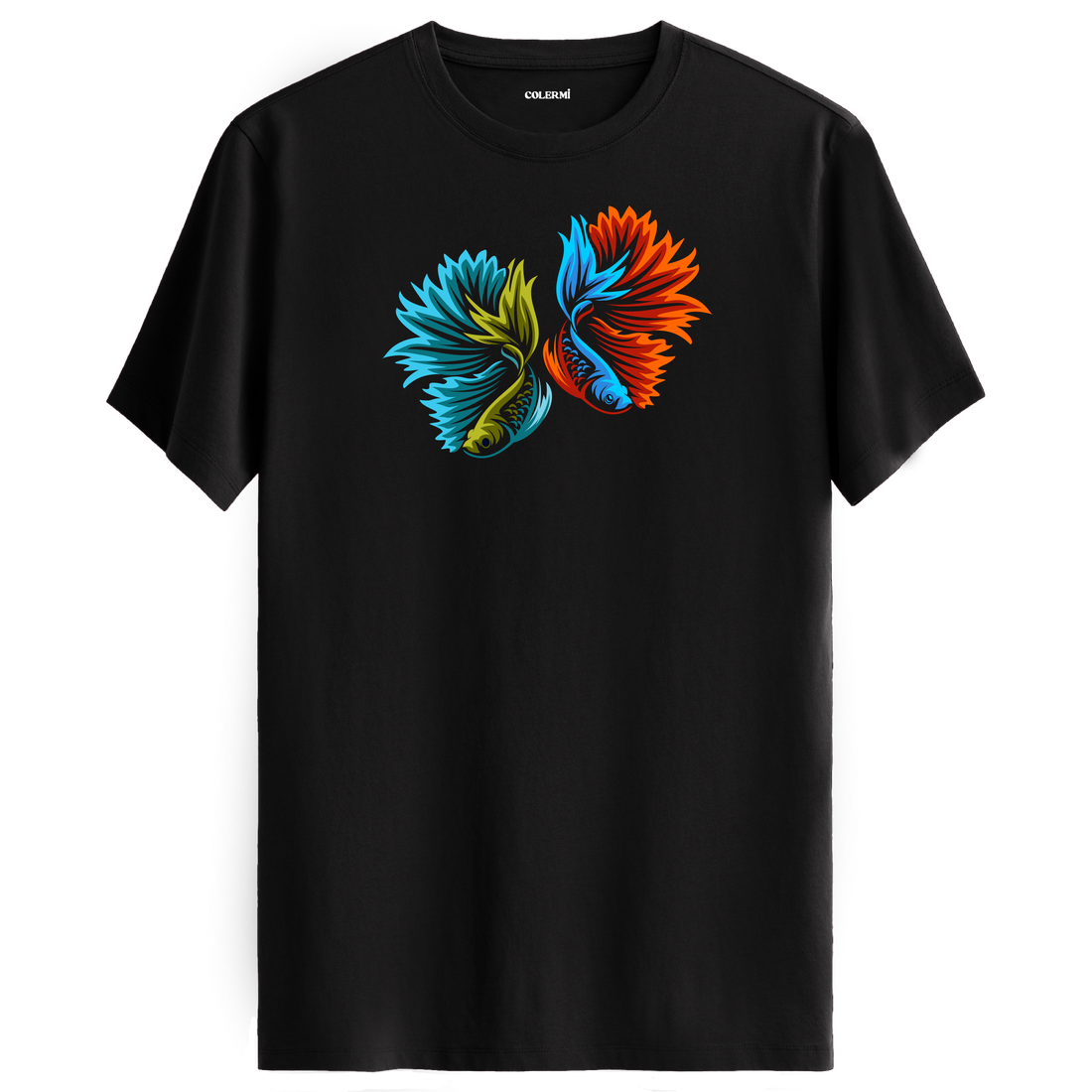 Siyah tişört üzerinde renkli betta balığı tasarımı