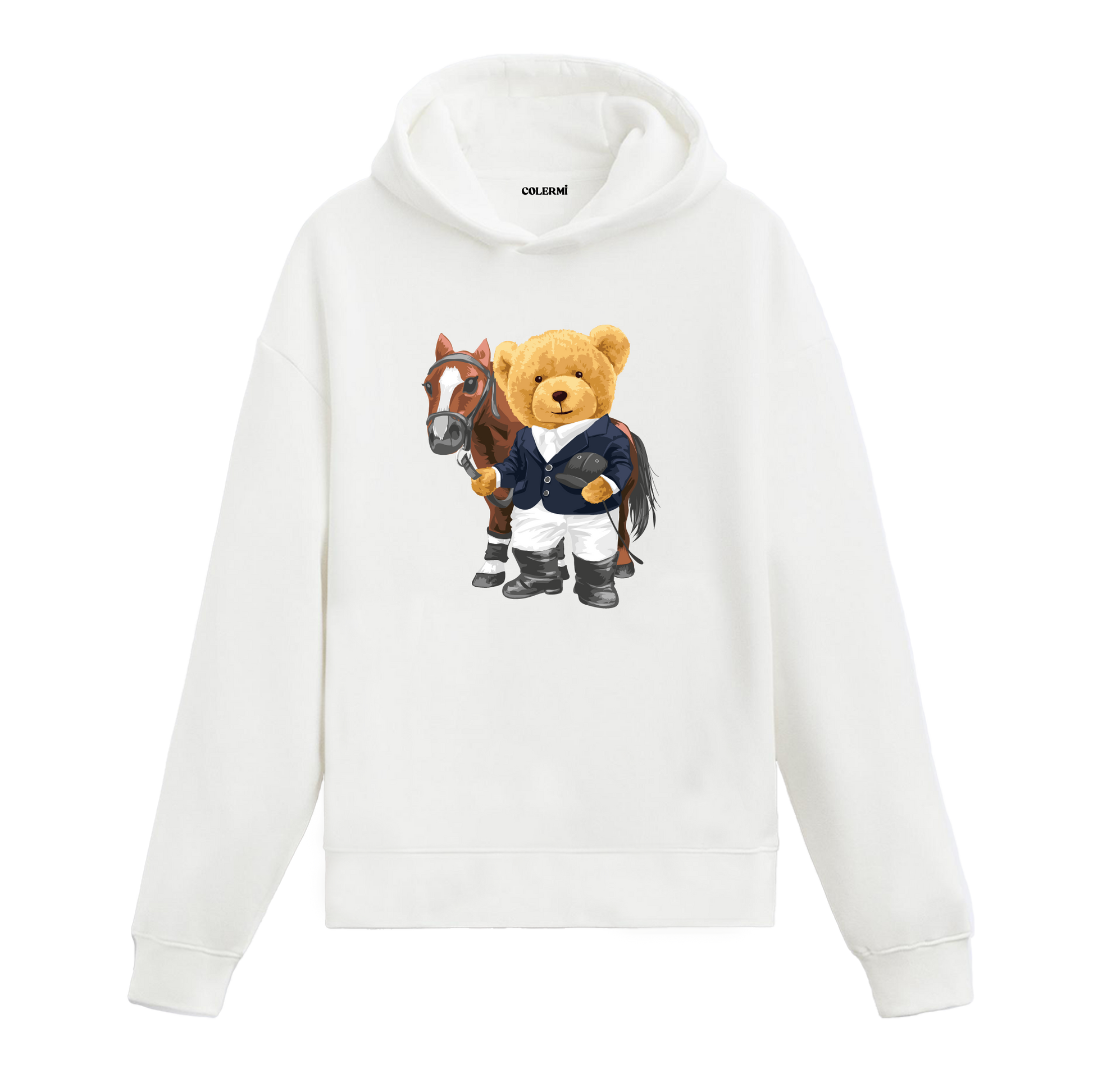 Atıyla birlikte duran binici kıyafetli ayıcık baskılı hoodie tasarımı.