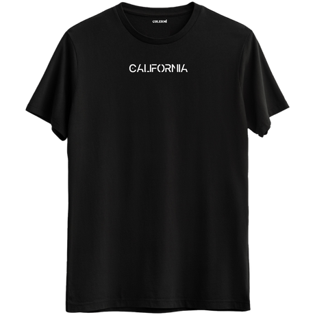 California yazısının yer aldığı sade ve şık minimal tasarımlı Bisiklet Yaka T-Shirt.