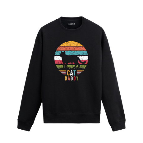 Siyah sweatshirt üzerinde retro güneş fonunda Cat Daddy yazılı kedi baskısı