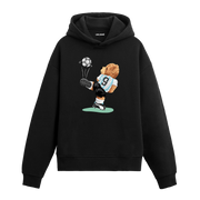 9 numaralı formasıyla topa vuran futbolcu ayıcık baskılı hoodie tasarımı.