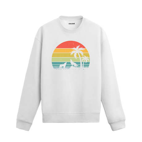 Gün batımı fonunda palmiye ve kurt silüeti tasarımlı siyah sweatshirt.