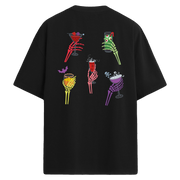 Kokteyl tutan iskelet ellerin bulunduğu sırt baskılı oversize siyah tişört