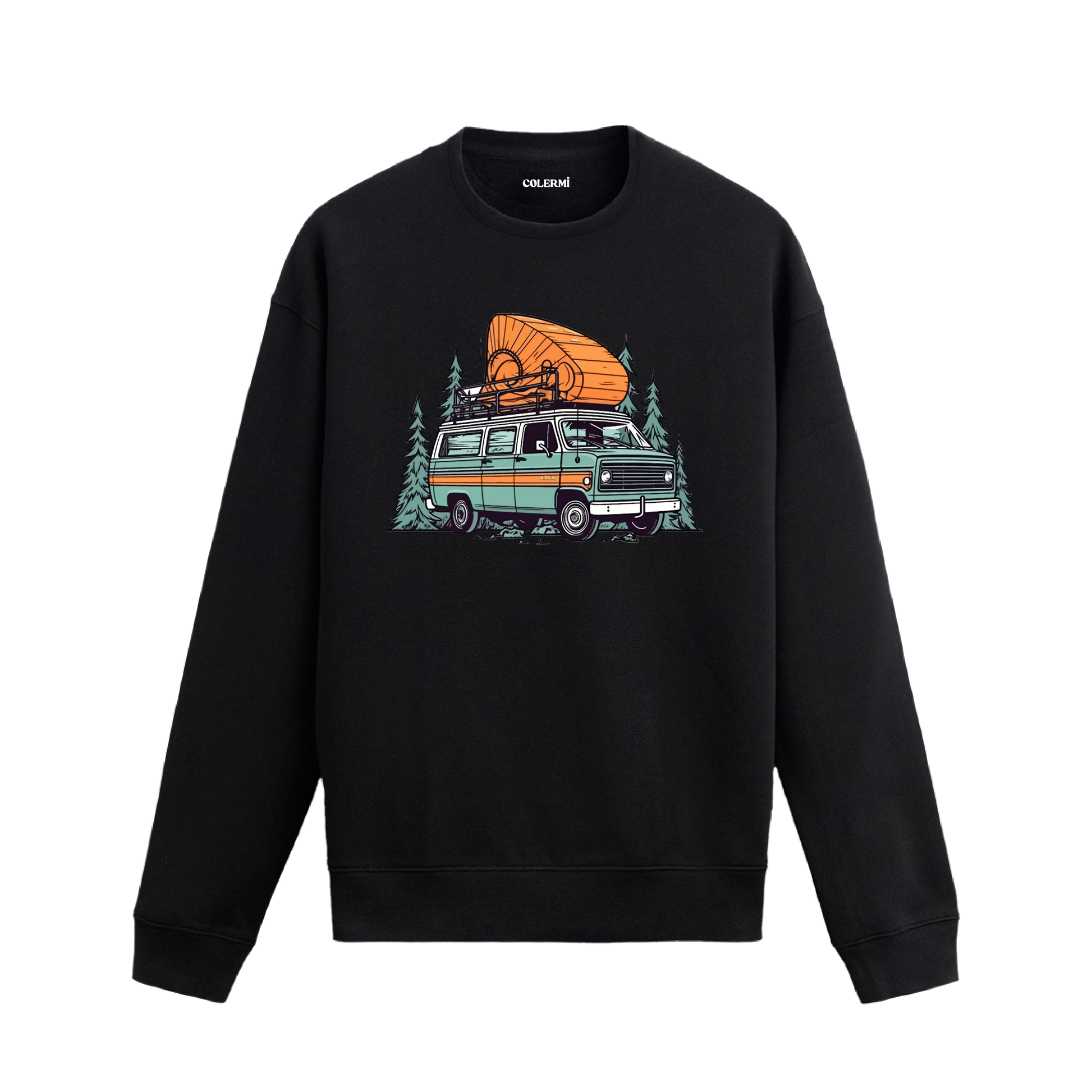 Orman fonunda karavan, bisiklet ve kano tasarımlı siyah sweatshirt.