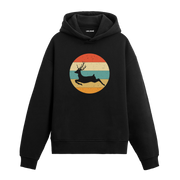 Retro günbatımı dairesinde koşan geyik baskılı siyah hoodie