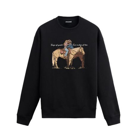 At sırtında sarılan kovboy figürlü, romantik western temalı Colermi sweatshirt.