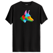 Siyah tişört üzerinde renkli kurt tasarımı