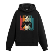 Level 10 Unlocked yazılı siyah hoodie – oyun kolu figürlü retro gamer temalı tasarım