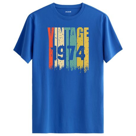 1974’ün klasik ruhunu taşıyan vintage t-shirt, zamansız retro moda severler için tasarlandı.