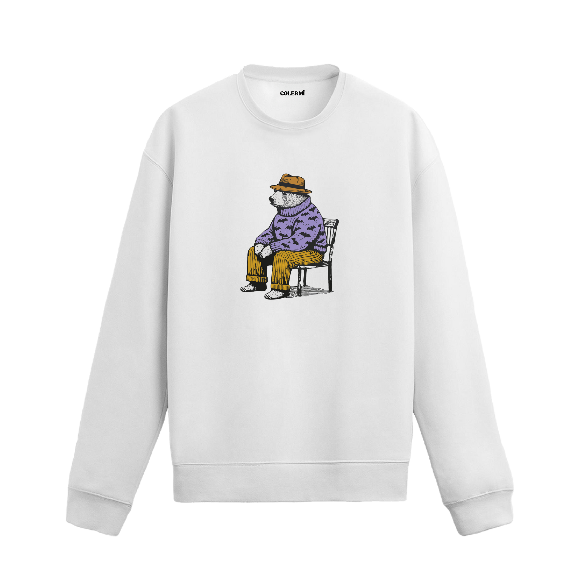 Şapkalı ve kazaklı oturmuş ayı baskılı sweatshirt tasarımı