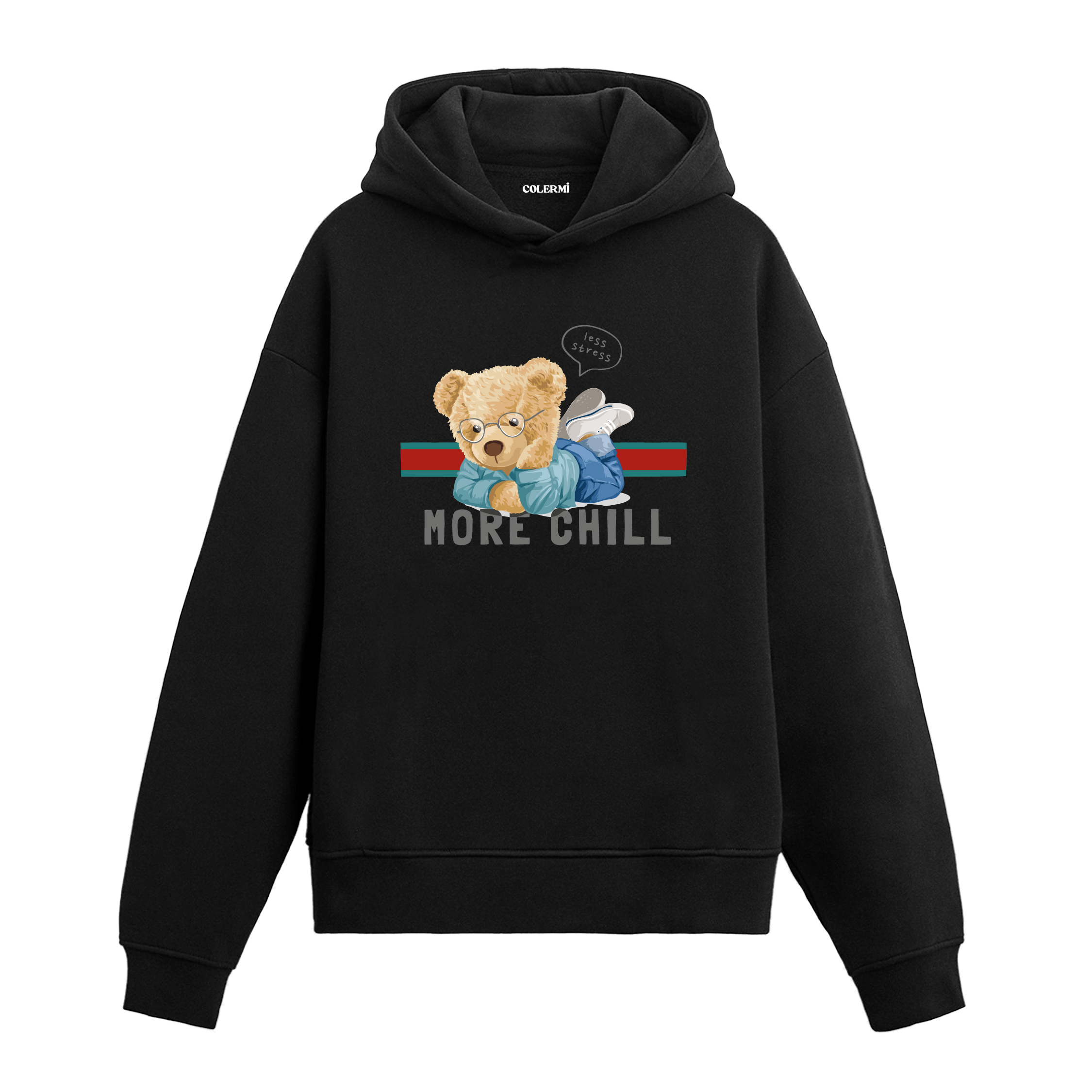 Üzerinde “More Chill” yazısı bulunan, rahat pozisyonda uzanmış ayıcık baskılı hoodie tasarımı.