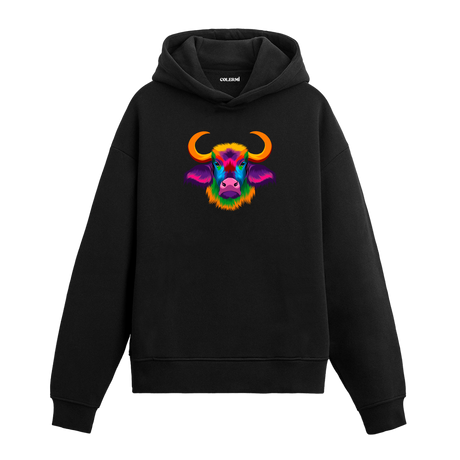 Canlı renkli boğa başı baskılı siyah kapüşonlu sweatshirt.
