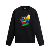 Siyah sweatshirt üzerinde renkli kedi tasarımı.
