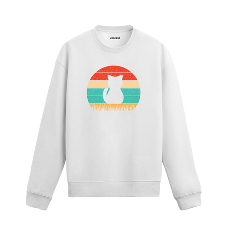 beyaz sweatshirt üzerinde retro güneş arka planında kedi silüet baskısı