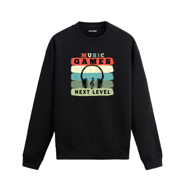 Retro müzik ve oyun temalı, kulaklık ve nota baskılı sweatshirt, “Yeni Seviye” yazılı.