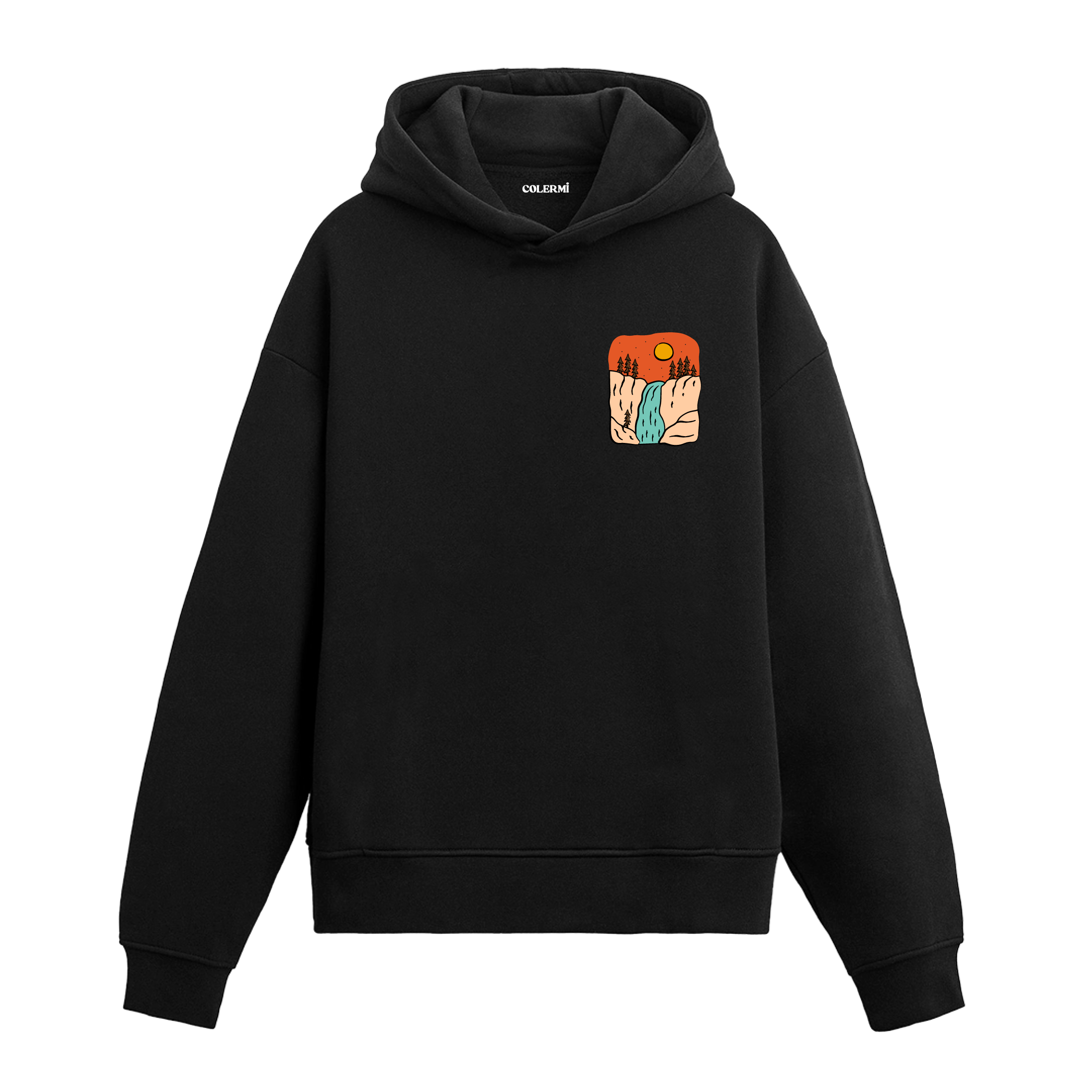 Siyah hoodie üzerinde şelale manzaralı tasarım