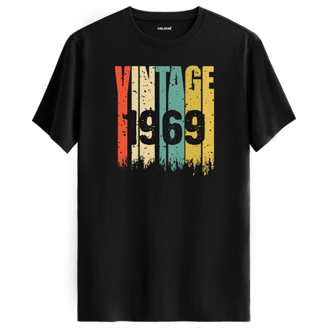 1969’un ruhunu yansıtan vintage t-shirt, retro tarzı sevenler için benzersiz bir tasarım.