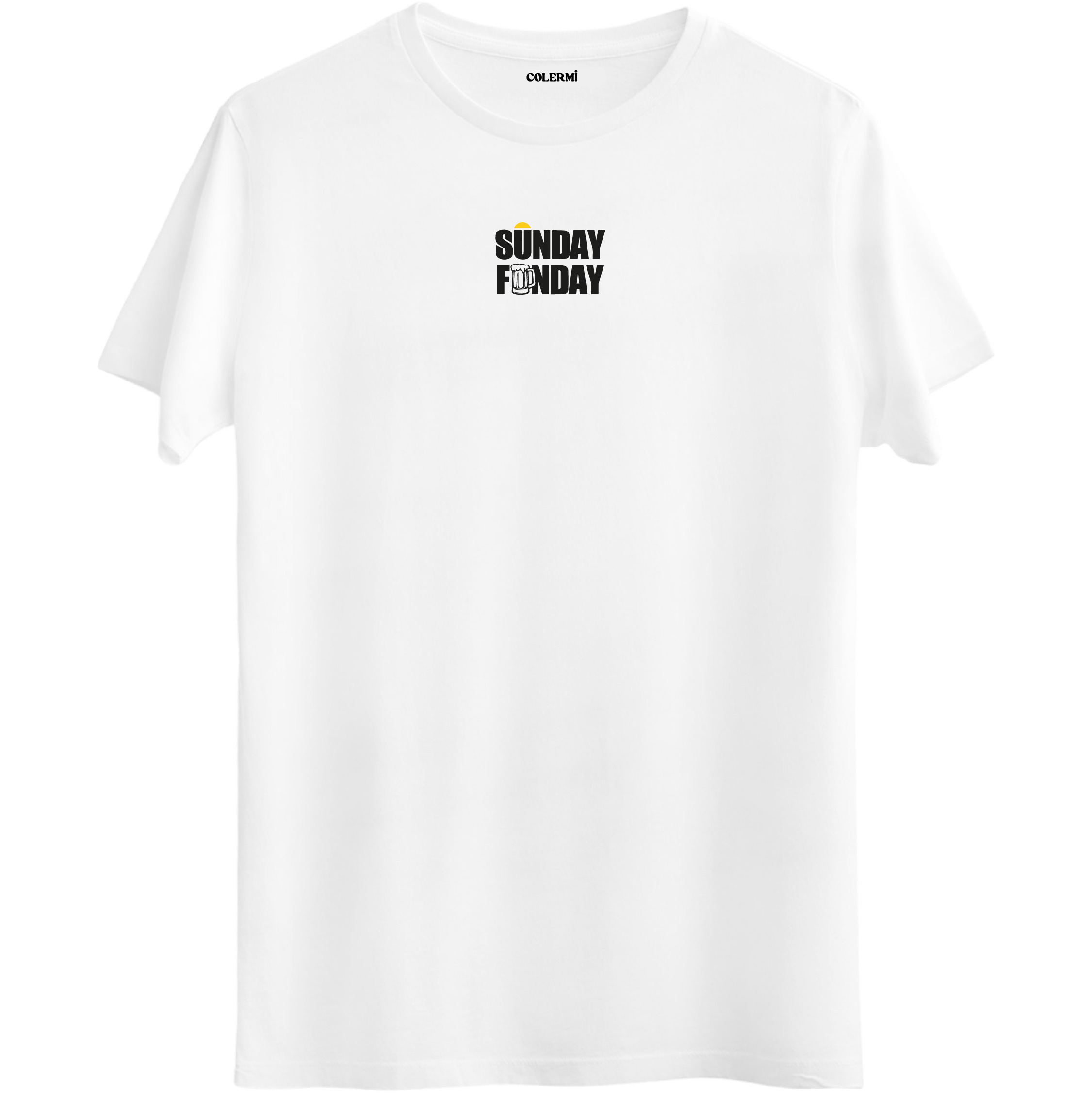 Sunday Funday yazı tasarımıyla hafta sonu enerjisini yansıtan beyaz Bisiklet Yaka T-Shirt.