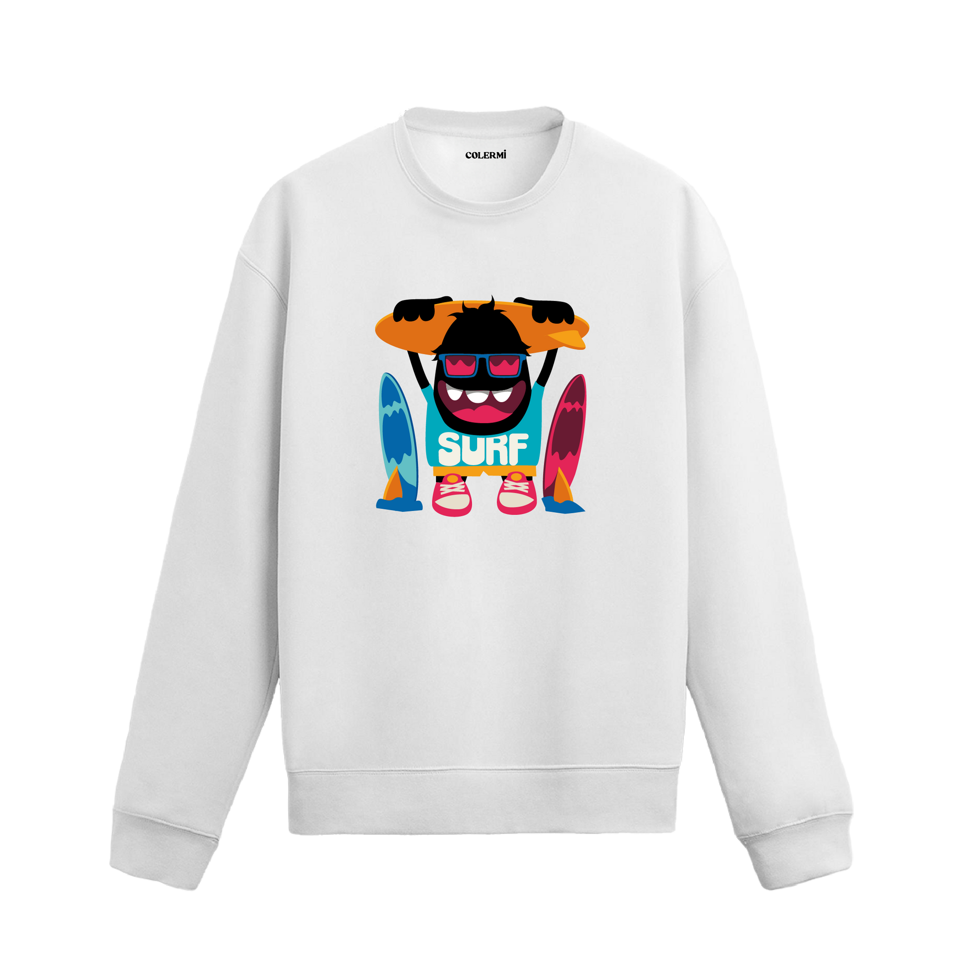 Beyaz sweatshirt üzerinde eğlenceli surf karakter tasarımı