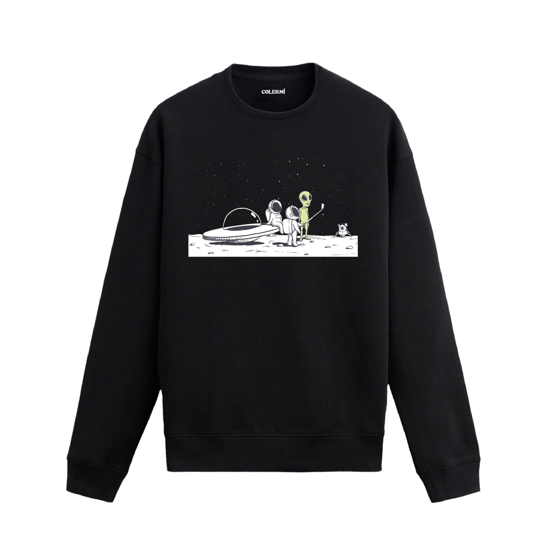 Ay yüzeyinde uzaylıyla karşılaşan ve selfie çeken astronotların bulunduğu eğlenceli tasarımlı sweatshirt.