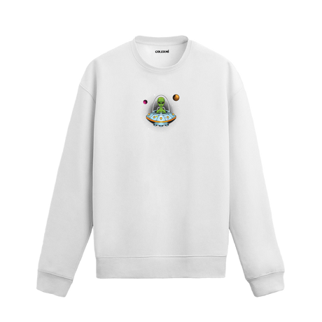 Uçan daire içinde uzaylı figürü bulunan eğlenceli Colermi sweatshirt tasarımı